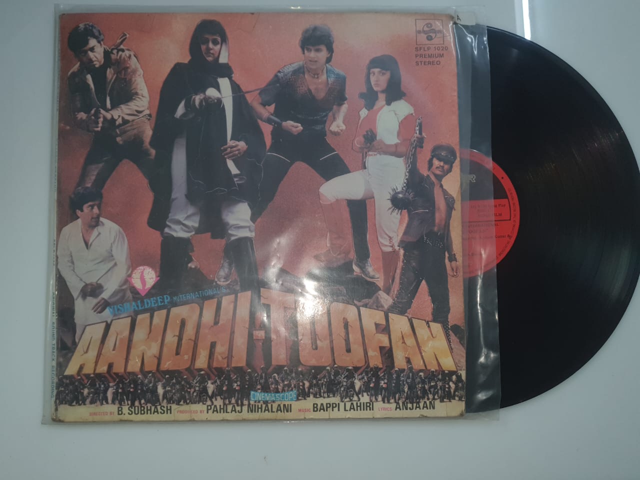 Aandhi-Toofan – Original Soundtrack (Vinyl Record)