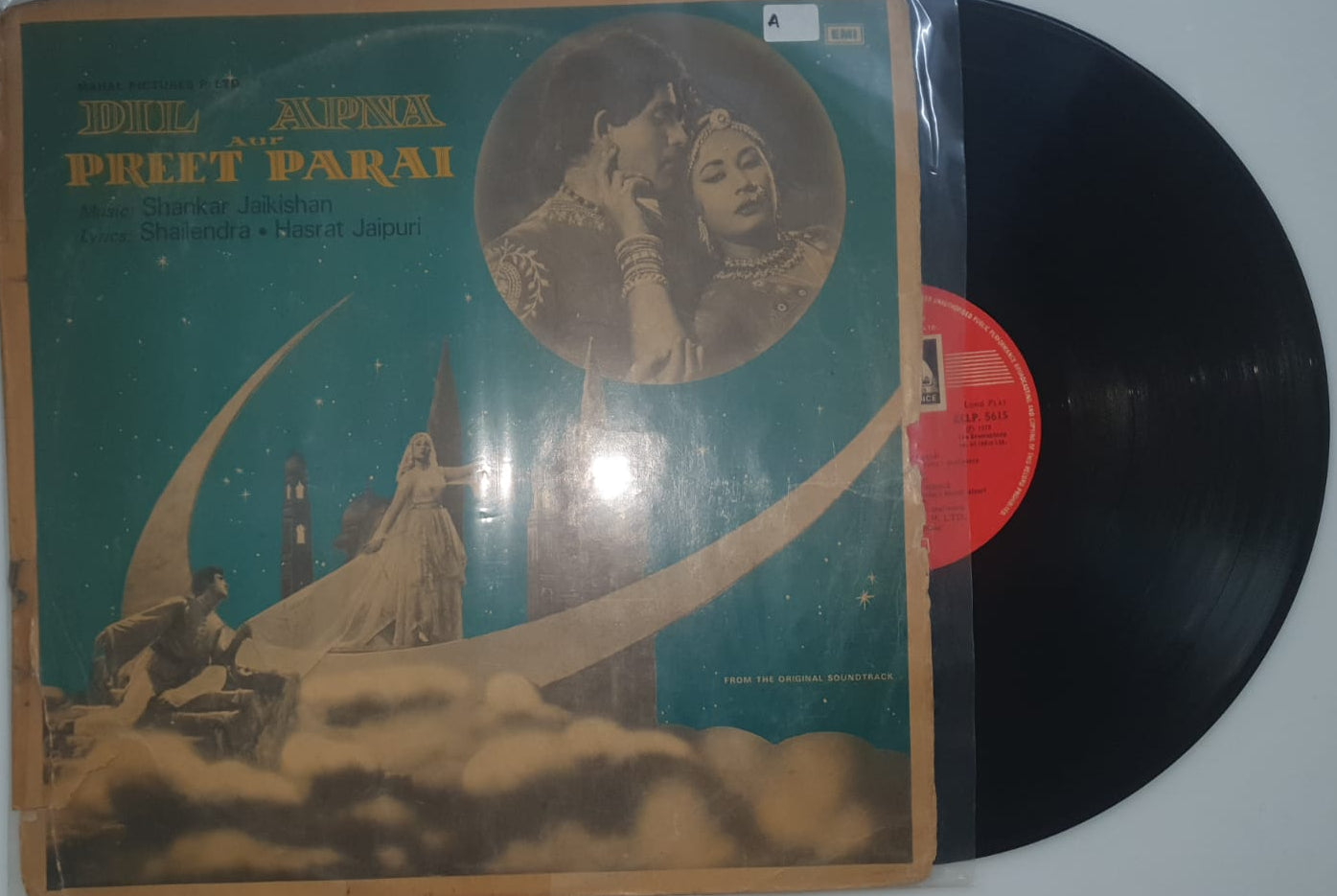 Dil Apna Aur Preet Parai – Original Soundtrack (Vinyl Record)