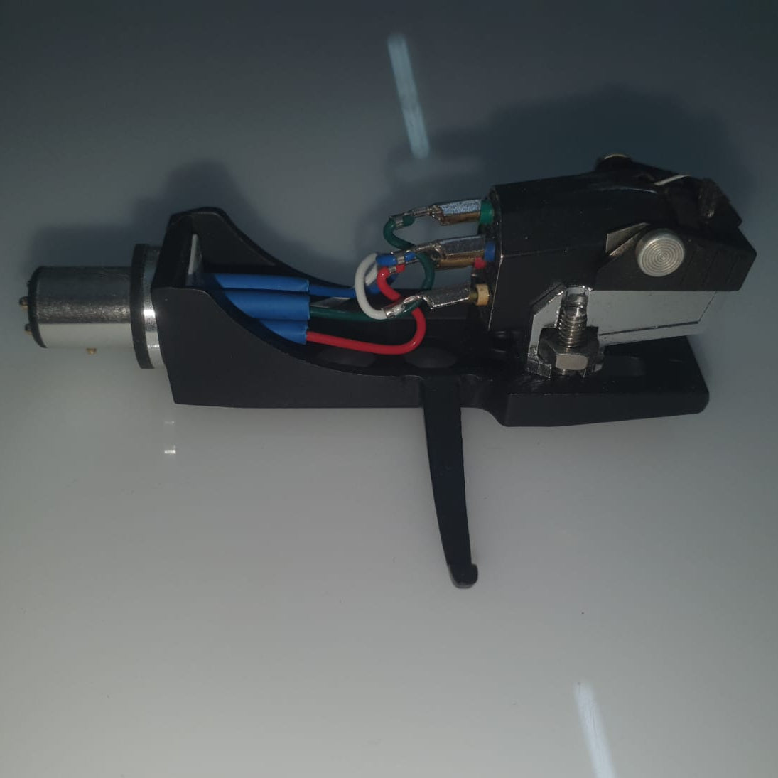 Shure V15 Type IV Cartridge with Stylus & Headshell