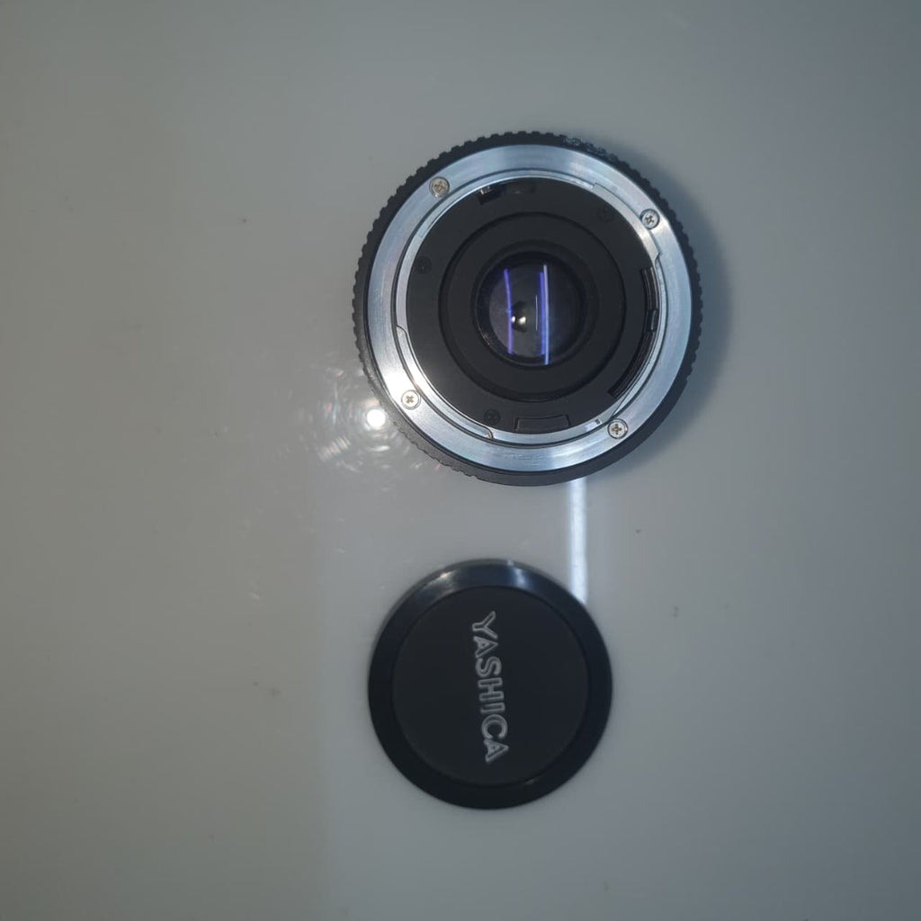 Yashica DSB 135mm f/2.8 Manual Focus Prime Lens (C/Y Mount)