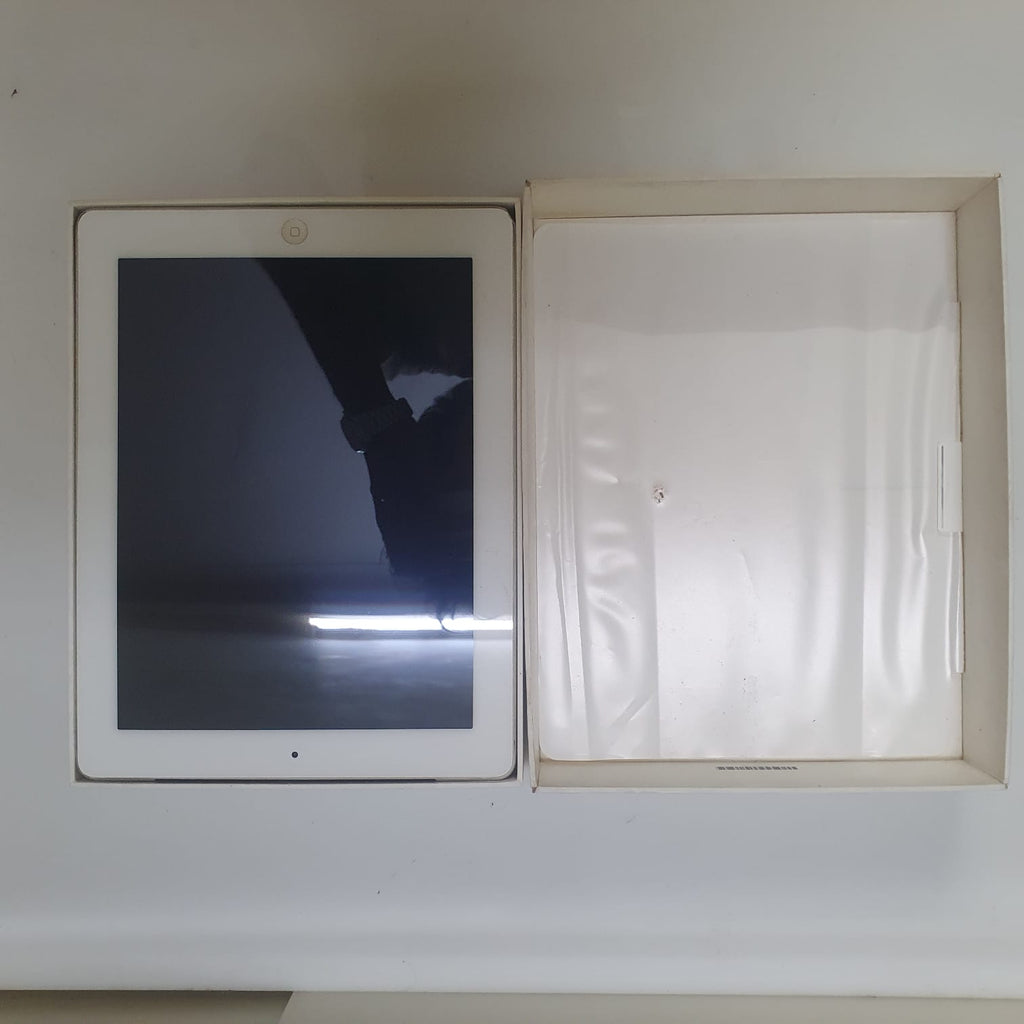 Apple iPad 2 Wi-Fi 9.7" Tablet – White | Original Box | Vintage Apple Device